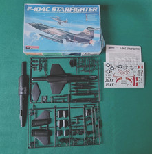 Monogram f 104c - monogram, 1/48