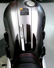 PARASERBATOIO YAMAHA XJR 1300 ADESIVO SERBATOIO GEL 3D compatibile MOTO 2014-18