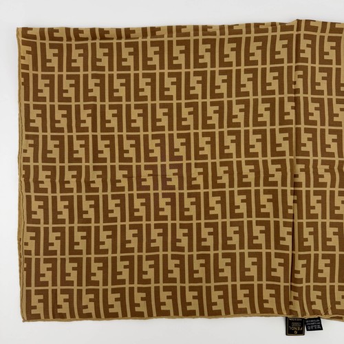 Sciarpa fendi usata seta - sciarpa,