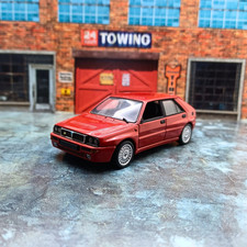 Modellino Norev scala 1/43 Lancia Delta HF Deltone rosso da collezione statico