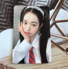 IVE Jang Wonyoung Red Round