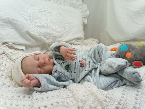 Adorable bébé reborn - adorable,