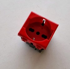 BTICINO MATIX AM5440/16R PRESA SCHUKO UNEL TEDESCA UNIVERSALE 10/16A NUOVA ROSSA