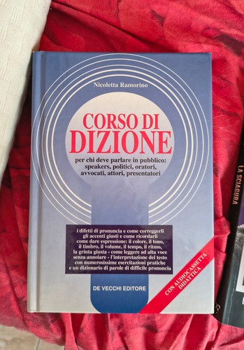 Corso dizione nicoletta - di,