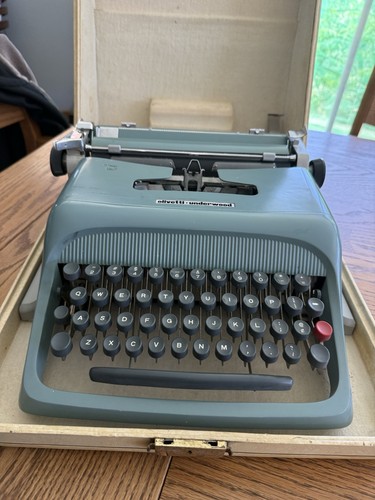 Vintage olivetti underwood - vintage,