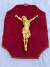 CROCEFISSO IN LEGNO DORATO