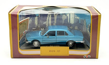 Polistil - BMW 525 blu - scala