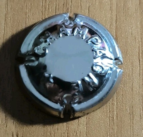 Champagne borchia capsula - *,