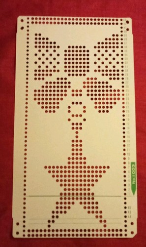 Una scheda perforata dal - , set