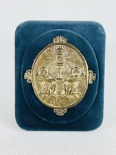 Antico Fregio Medaglione