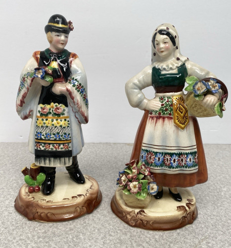 Coppia statuine porcellana