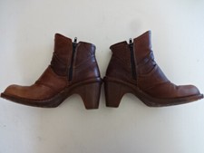 Stivali in pelle marrone - El