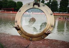 Antico specchio porto nave