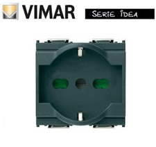 PRESA SCHUKO TRIVALENTE 16211