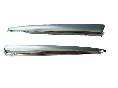 Coppia baffi fregio - baffi,