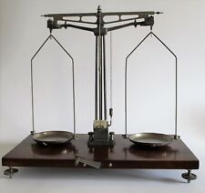 Bilancia antica di precisione