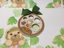 Thun formella dosa spaghetti cucina country con uccellino e fiore