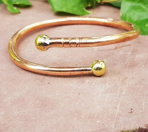 Braccialetti ottone di - in,