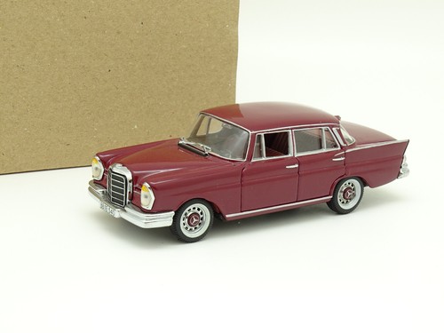 Vitesse mercedes 220 - vitesse,