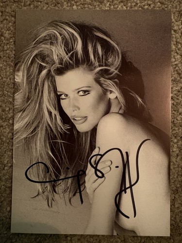 Signed photo claudia - signed,