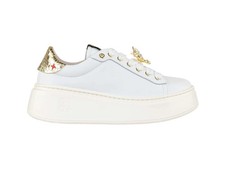 GIO+ Sneakers Donna Pelle con Dettagli Gold e Applicazioni Gioiello