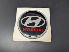 HYUNDAI Ø 50MM LOGO ADESIVO 3D SIGLA EMBLEMA FREGIO STEMMA SCRITTA BADGE TARGA