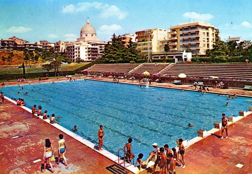 Roma piscina delle - roma, rose