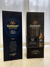 Due Bottiglie di Whisky Glen Grant in Edizioni Speciali 
