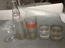 PUBBLICITÀ: LOTTO DI 5 BICCHIERI E BOTTIGLIETTA IN VETRO ANNI 60 