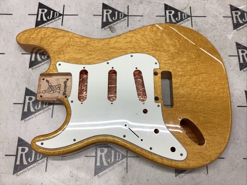 Warmoth strat style corpo - strat,