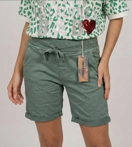 Pantaloni bermuda - ❤️,