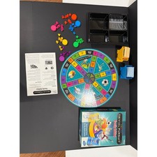 Trivial Pursuit Family Edition