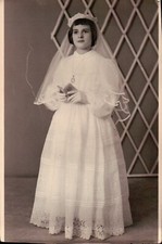 FOTO BAMBINA DURANTE LA SUA