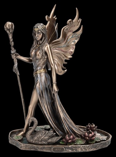 Aine figura celtic regina - aine, il