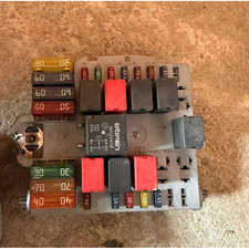 46835597 CENTRALINA PORTAFUSIBILI FIAT PUNTO 2 (188)(1999-2012) 1.2 8V FIRE