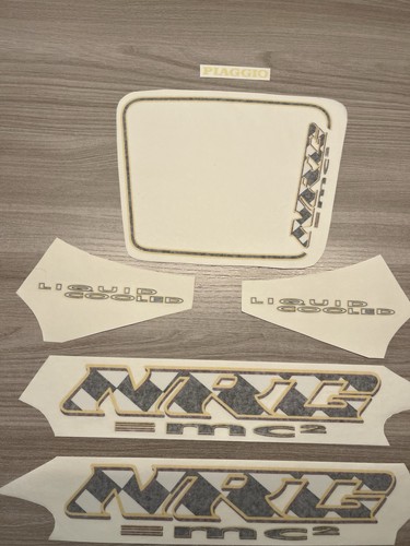 Adesivi stikers decalcomanie - adesivi,