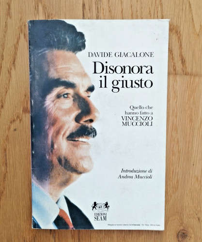 Disonora giusto davide - giusto, |