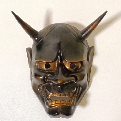 Antica maschera giapponese