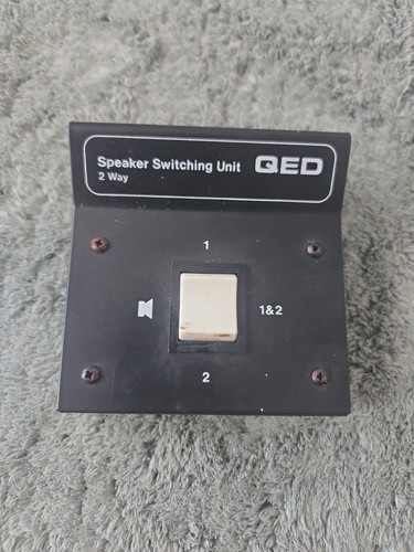Qed speaker switching unit - speaker,