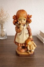 Anri sarah kay statuina - sarah,