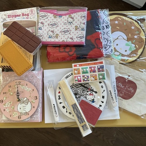 Hello kitty goods blanket - 12,