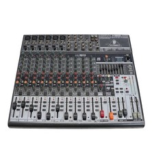 Behringer Xenyx X1832USB X1832