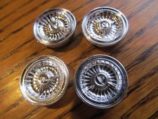 Coprimozzi Oldsmobile Starfire