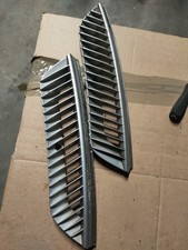 GRIGLIA ANTERIORE SX DX GOCCIOLATOIO PRESA ARIA SMART 450, 0001696 DN12532