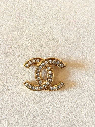 Chanel broche strass - cc,