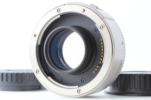 Near mint canon extender - extender, ef