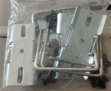 Attacchi ganci fermi baule box porta tutto portatutto tetto tetti auto vetture E