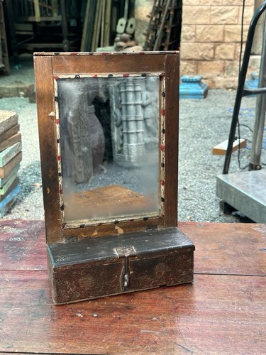 Antico vecchio legno fatto - , a