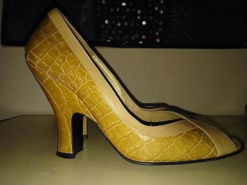 Decolleté peep toe stile
