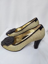 PRE-OWNED TARYN ROSE GOLD SHIMMER FABRIC BRN ROSE TRIM ITALIAN PUMPS 8.5/39